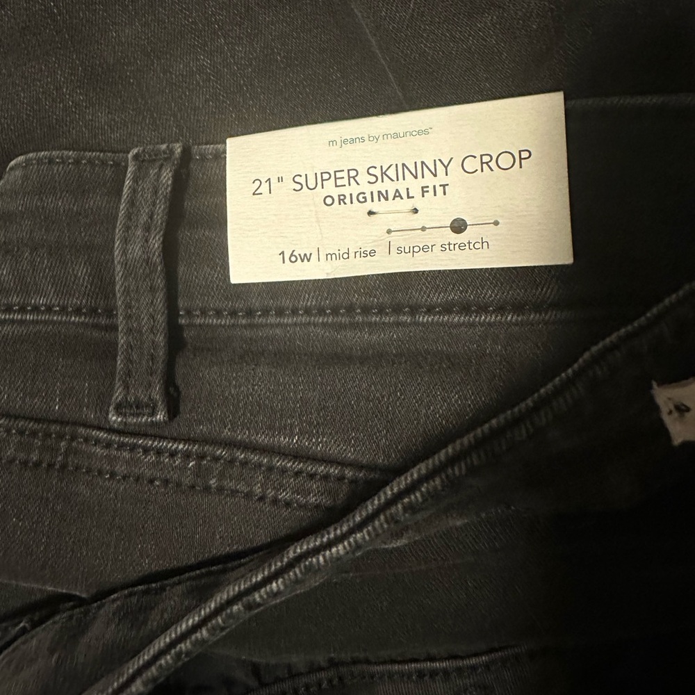 Maurices Charcoal Super Skinny Crop Jeans